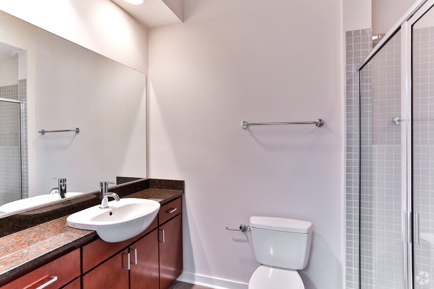 More Photos Of 810 E 7th St, Charlotte Apartments For Lease