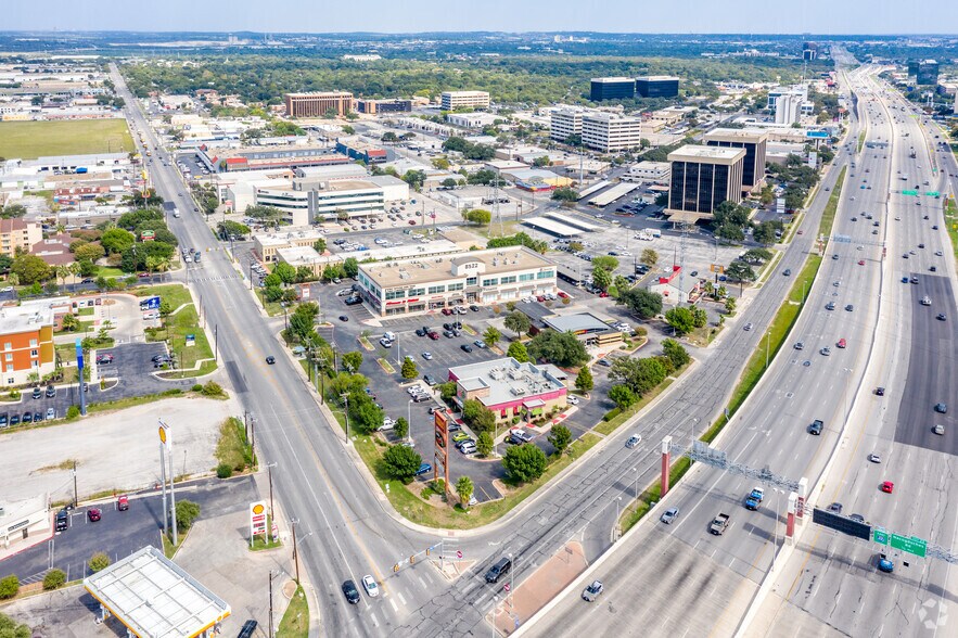 More Photos Of 8522 Broadway, San Antonio Office For Lease