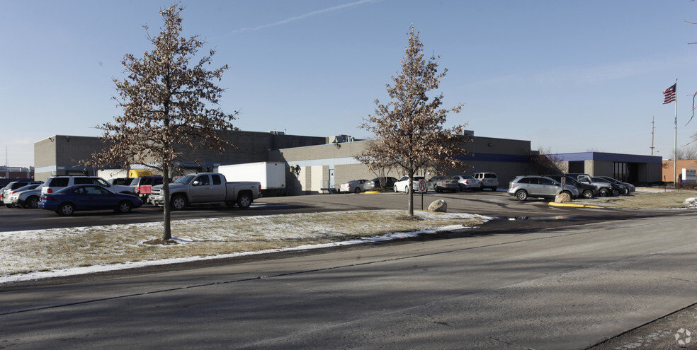 Primary Photo Of 4130 S 94th St, Omaha Manufacturing For Lease