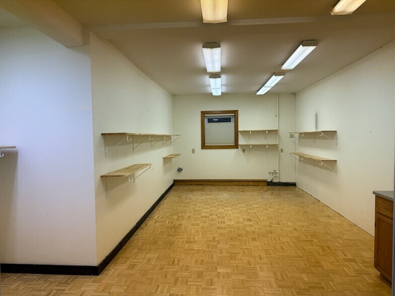 More Photos Of 131 Main St, Hatfield Loft Creative Space For Lease