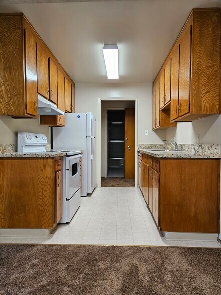 More Photos Of 1049 Armstrong St, Hayward Apartments For Sale