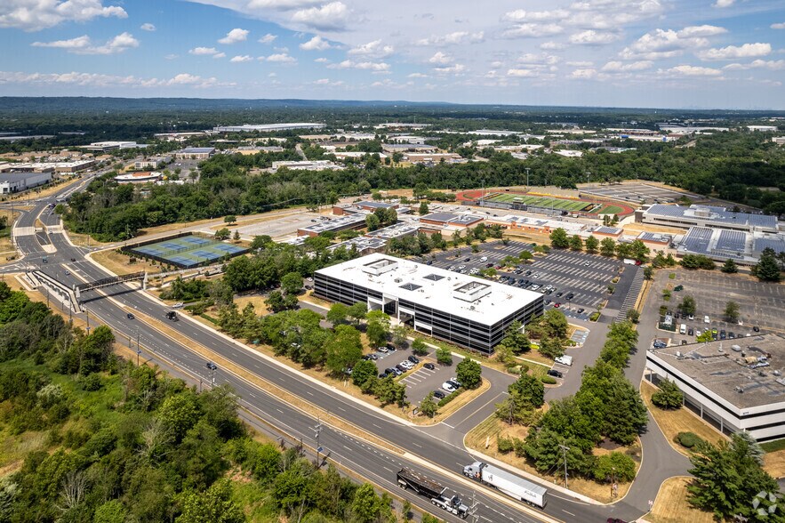 More Photos Of 371 Hoes Ln, Piscataway Office For Lease