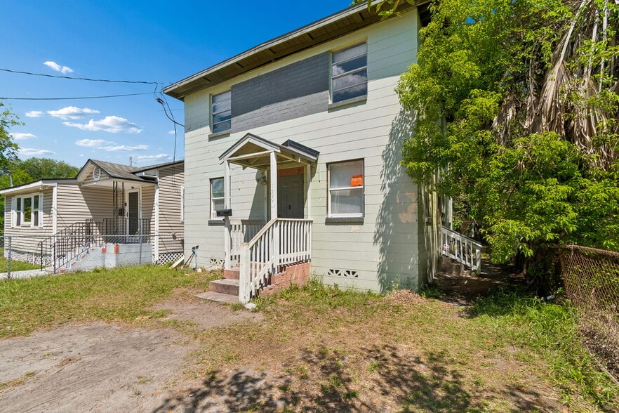 More Photos Of 1659 Dot St, Jacksonville Apartments For Sale