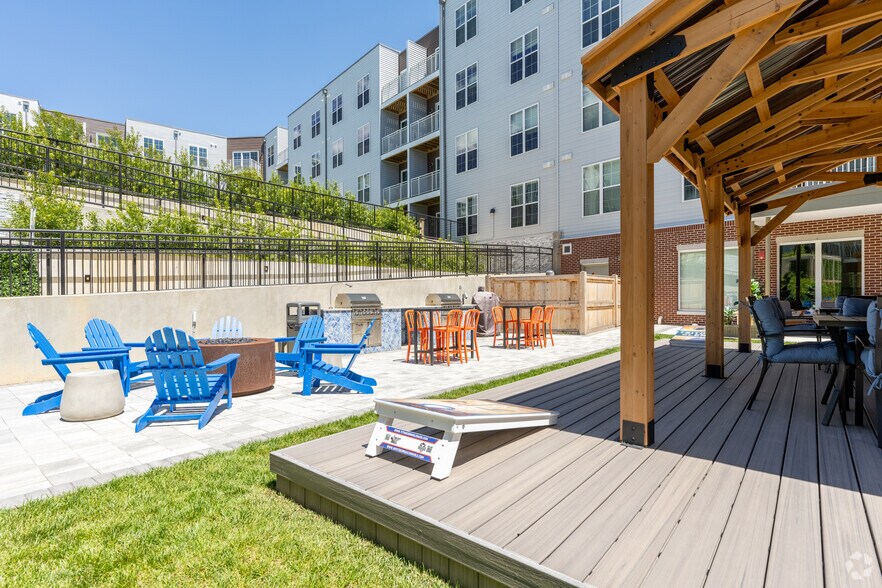 More Photos Of 10945 Nuckols Rd, Glen Allen Apartments For Sale