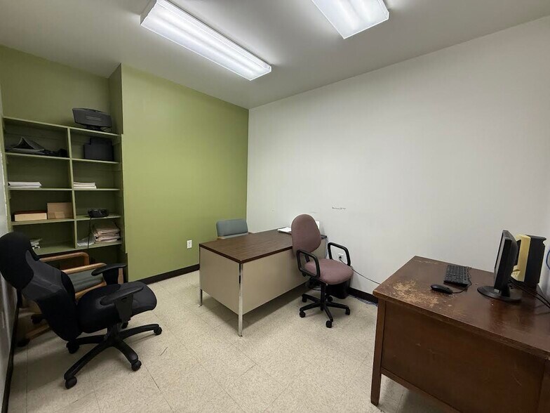 More Photos Of 10500 Macarthur Blvd, Oakland Medical For Sale