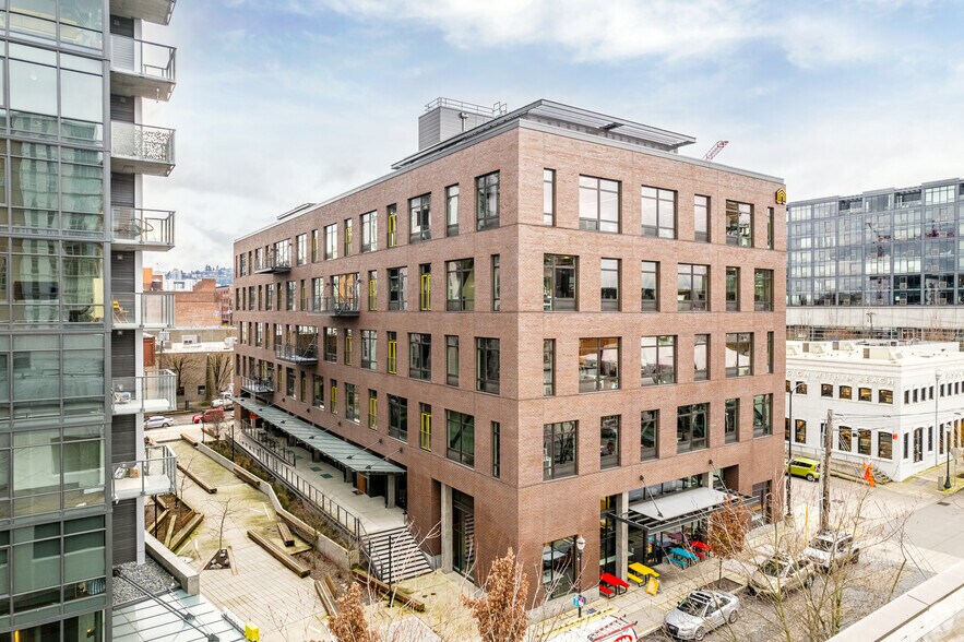 More Photos Of 850 NW 13th Ave, Portland Office For Lease