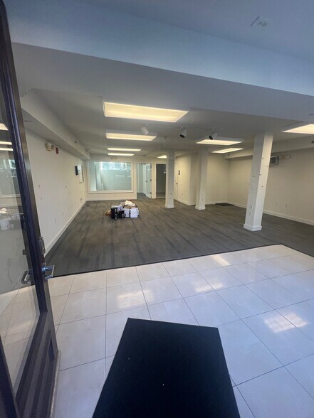 Primary Photo Of 277 Grand St, Jersey City Apartments For Lease