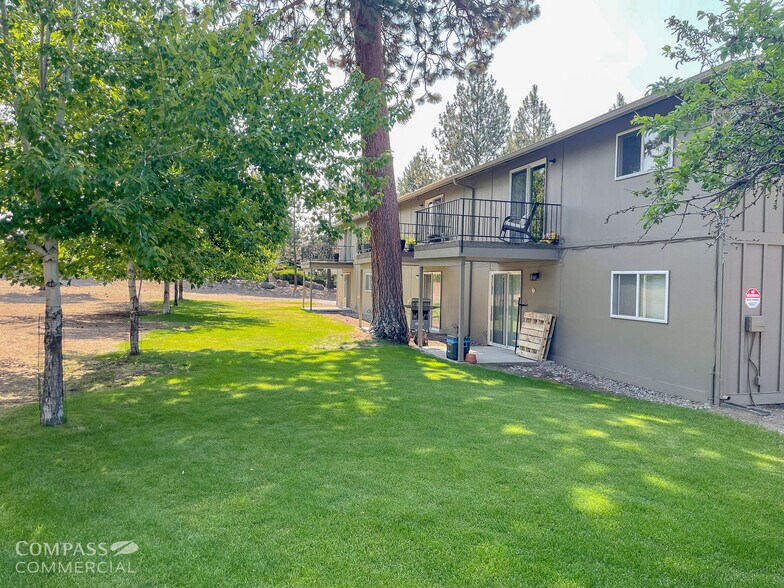 More Photos Of 1000 NE Butler Market Rd, Bend Apartments For Sale