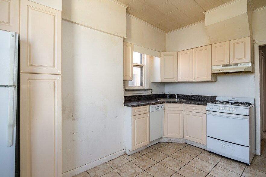 More Photos Of 235 Liberty Ave, Jersey City Apartments For Sale