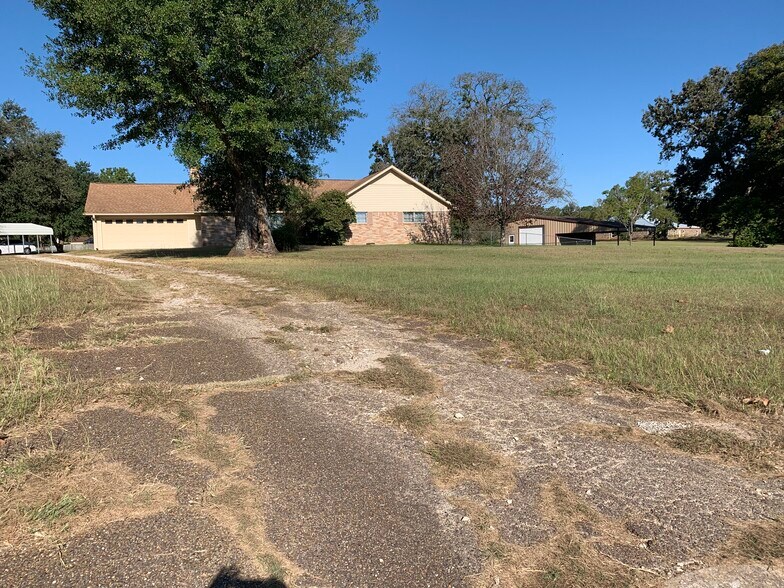 More Photos Of 1230 FM 315, Palestine Land For Sale