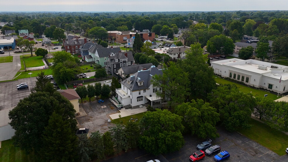 More Photos Of 364 E Church St, Marion Multifamily For Sale