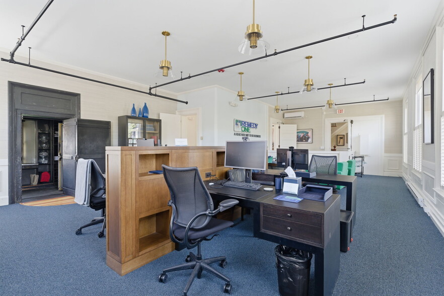 More Photos Of 10 Front St, Canton Loft Creative Space For Sale