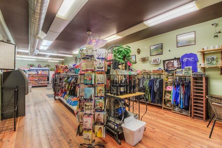 More Photos Of 8590 WA-410, Naches Convenience Store For Sale