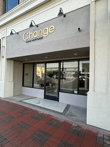 More Photos Of 138-142 S K St, Tulare Storefront Retail Office For Lease