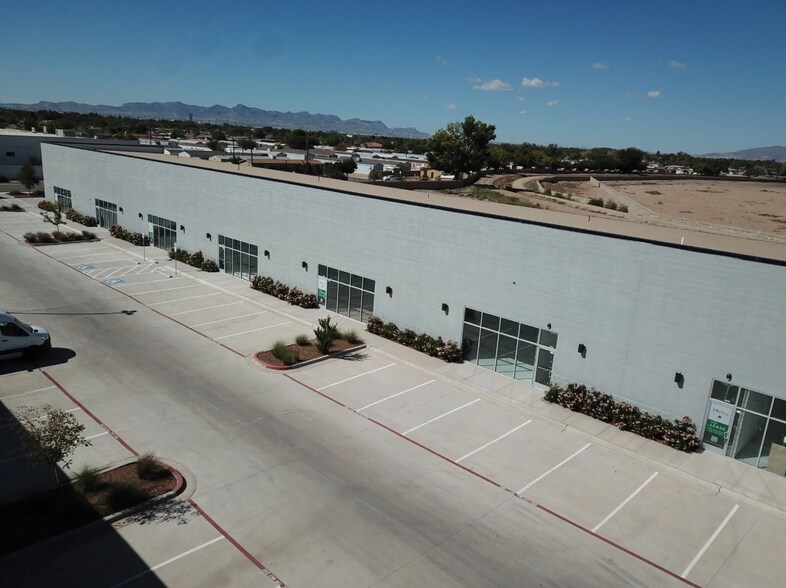 More Photos Of 501 Zaragoza Rd, El Paso Light Manufacturing For Sale