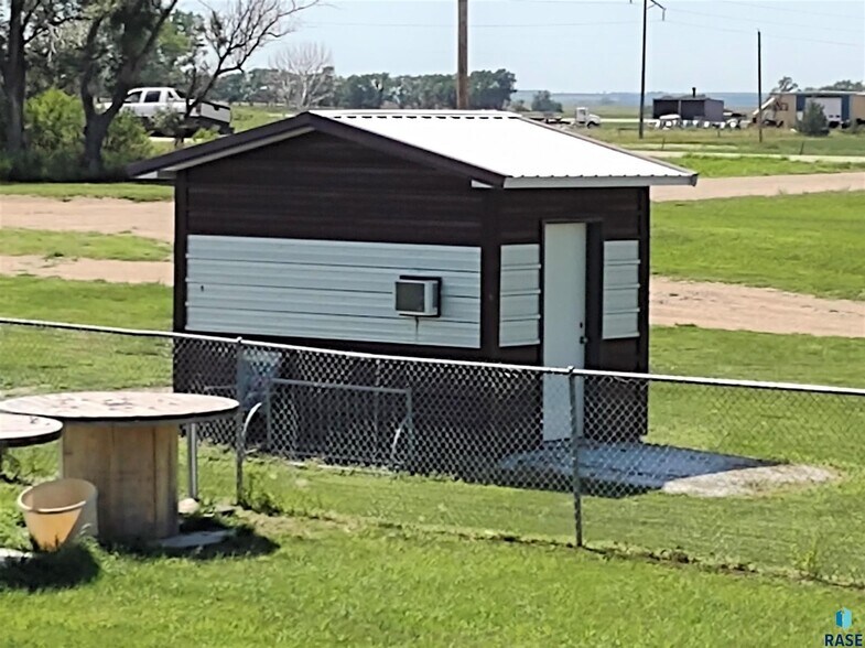 More Photos Of 1300 SE 3rd Ave, Miller Land For Sale