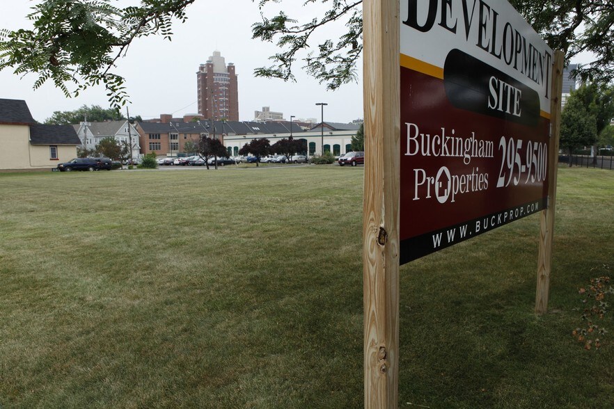 More Photos Of 150 N Chestnut St, Rochester Land For Lease