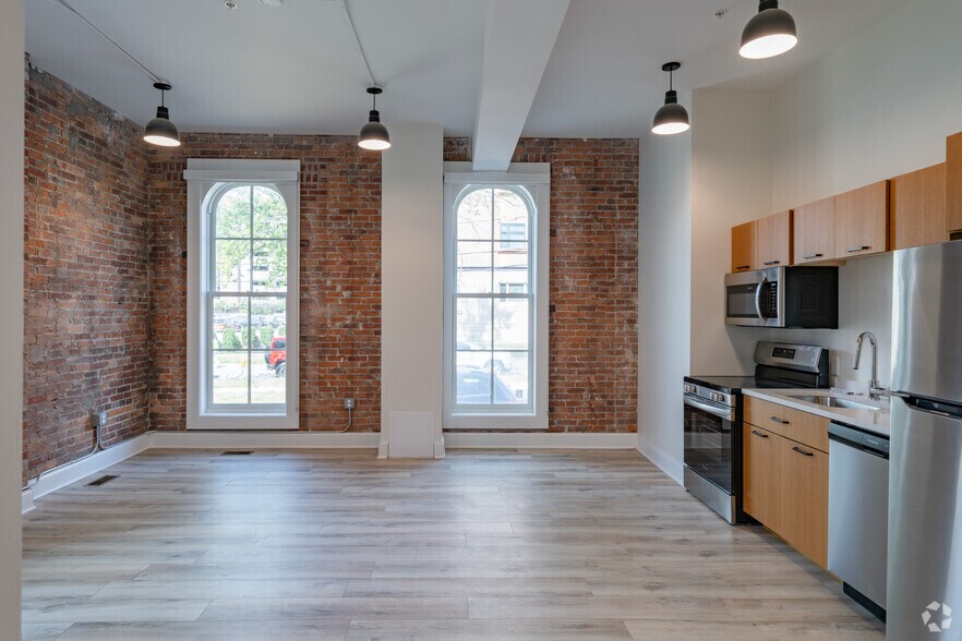 More Photos Of 204 High St, Buffalo Apartments For Sale