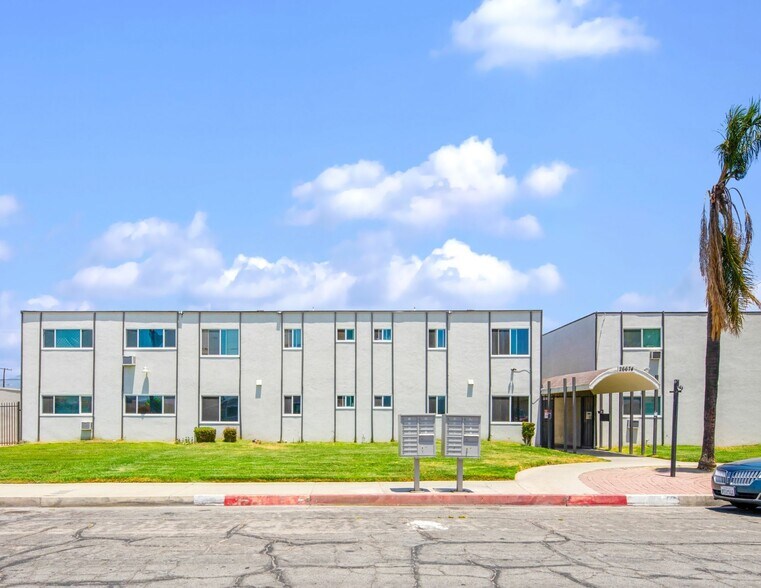 More Photos Of 26674 Ward St, Highland Apartments For Sale