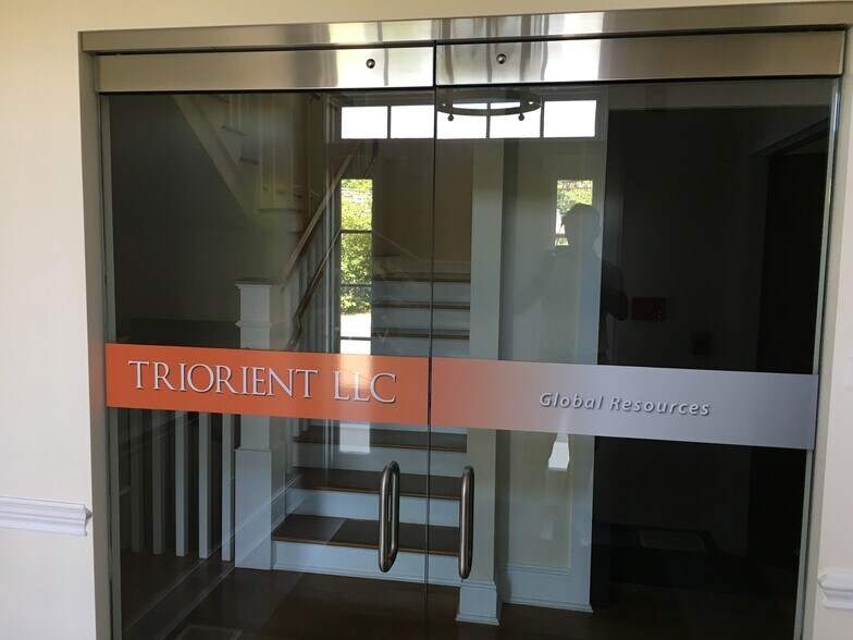 More Photos Of 76 Tokeneke Rd, Darien Office For Lease