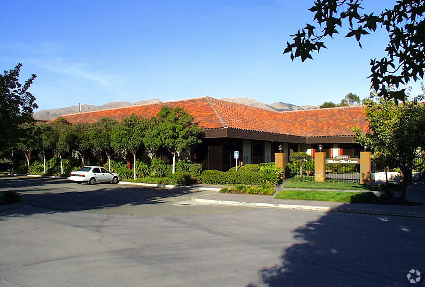 Primary Photo Of 820-858 N Hillview Dr, Milpitas Medical For Lease