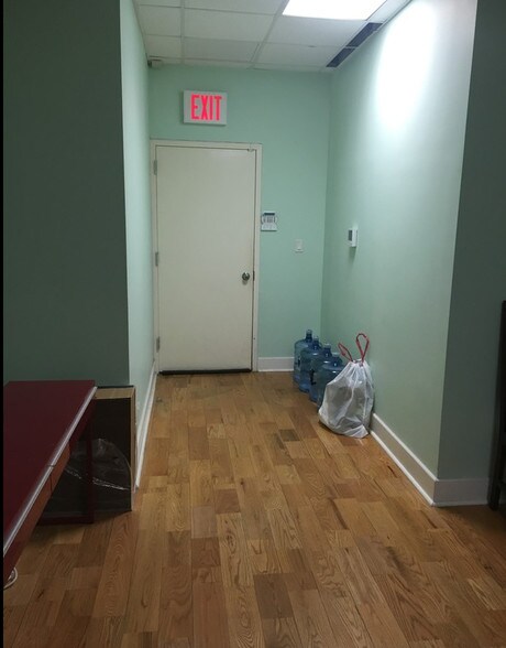 More Photos Of 200 Franklin St, Brooklyn Apartments For Lease
