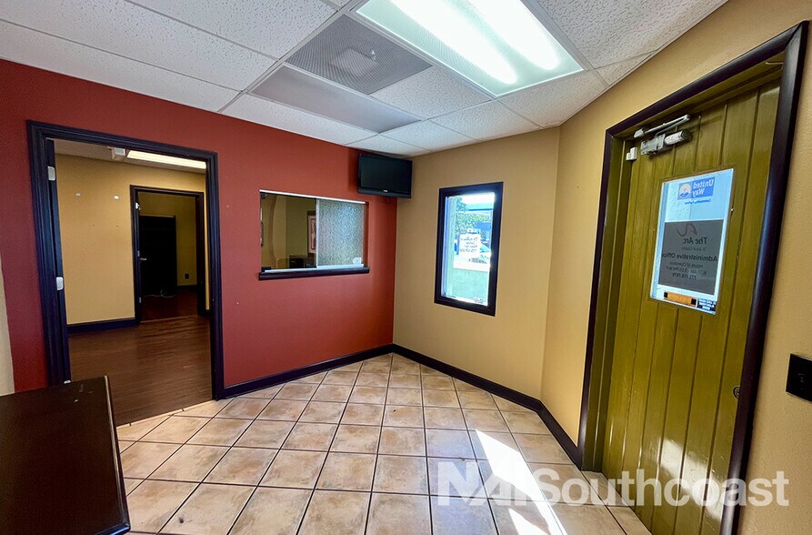 More Photos Of 500 S US Highway 1, Fort Pierce Office For Lease