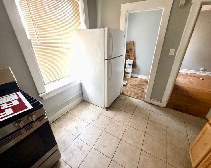 More Photos Of 7154 S Yates Blvd, Chicago Apartments For Sale