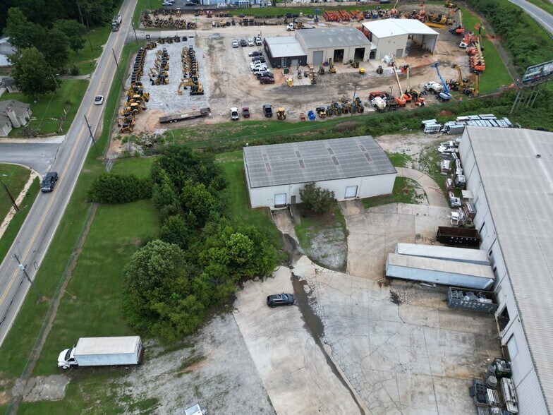 More Photos Of 9129 Old Atlanta Hwy, Covington Distribution For Lease