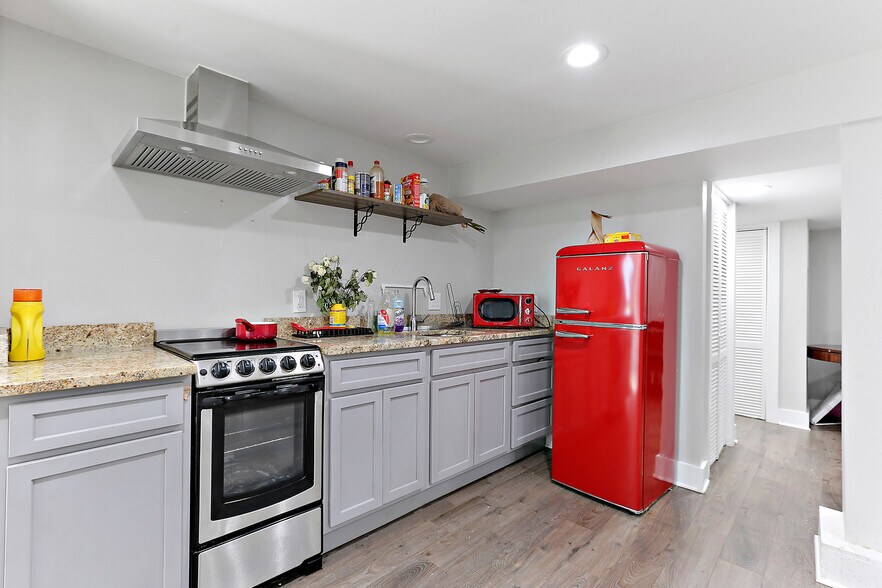 More Photos Of 2519 Liberty Heights Ave, Baltimore Apartments For Sale