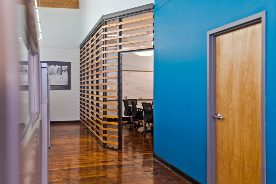 4 Open Square Way, Holyoke, MA 01040 Lofts/Showrooms For Lease