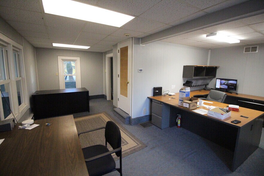 More Photos Of 1200 Leesburg Rd, Fort Wayne Warehouse For Lease