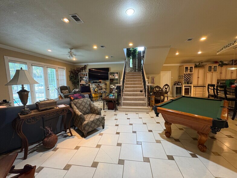 More Photos Of 6529 Asher Rd, Alvarado Specialty For Sale