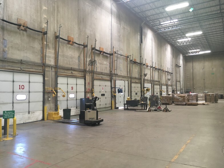 More Photos Of 6240-6250 Carmen Ave, Inver Grove Heights Warehouse For Lease