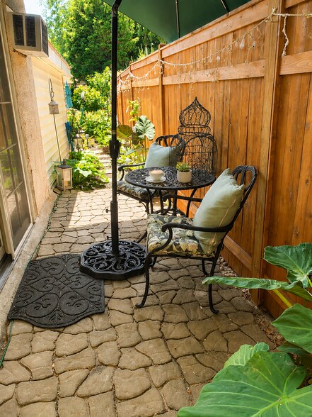 More Photos Of 15 West St, Lake George Hospitality For Sale