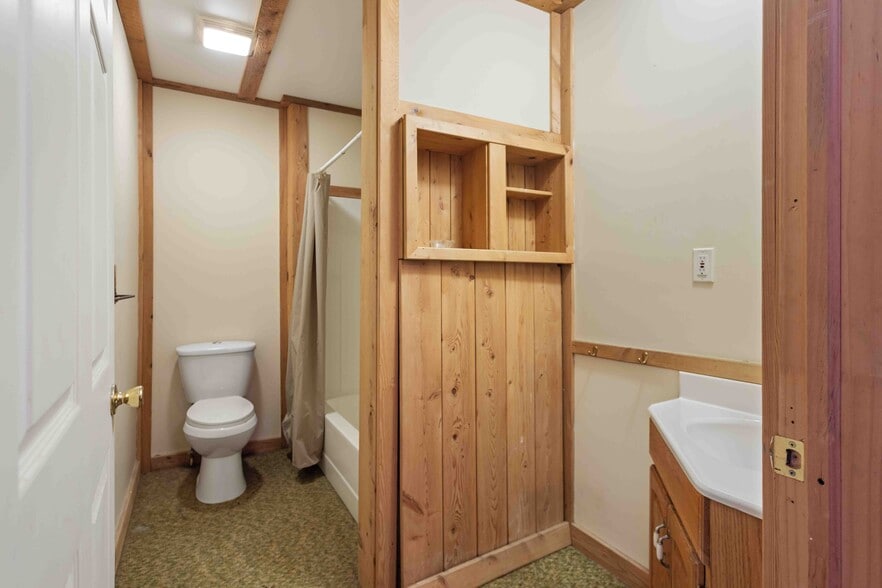 More Photos Of 17776 PA-44, Lock Haven Lodge Meeting Hall For Sale