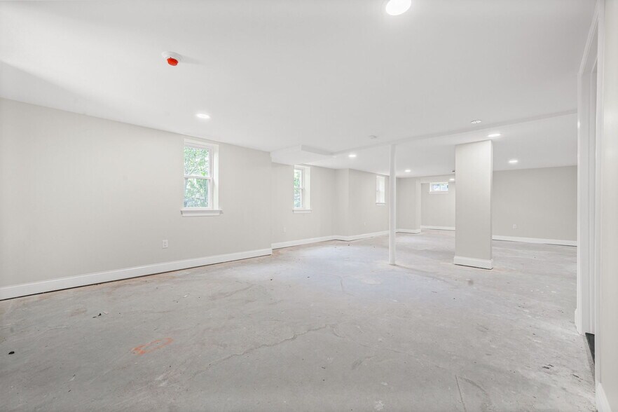 More Photos Of 12 Route 202, Montville General Retail For Lease