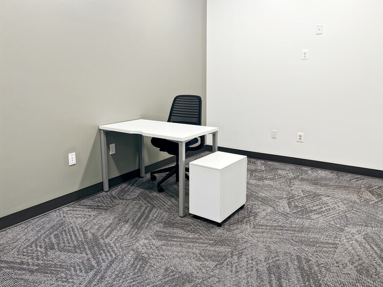 More Photos Of 211 N Union St, Alexandria Coworking Space