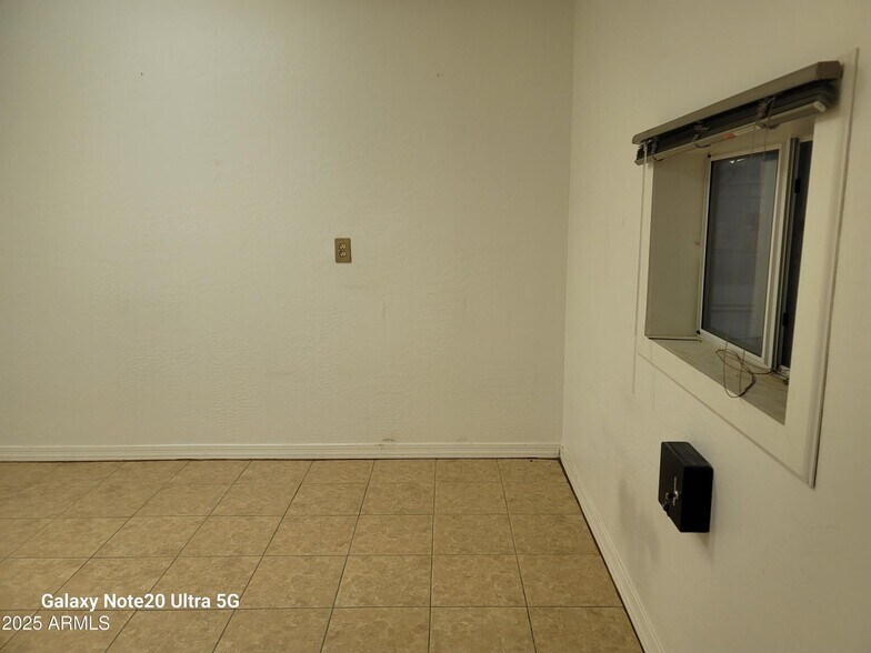 More Photos Of 8282 W Sandy Ln, Arizona City Warehouse For Sale