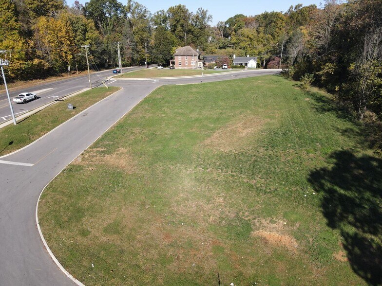 More Photos Of 100 E Highland Rd, Johnson City Land For Sale