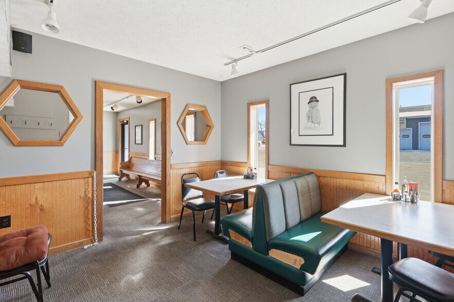 More Photos Of 228 N Jefferson St, Hastings Restaurant For Sale