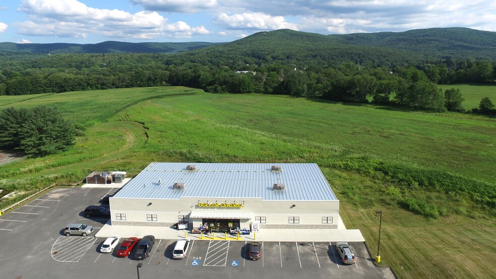 More Photos Of 236 North St, Cheshire Freestanding For Sale