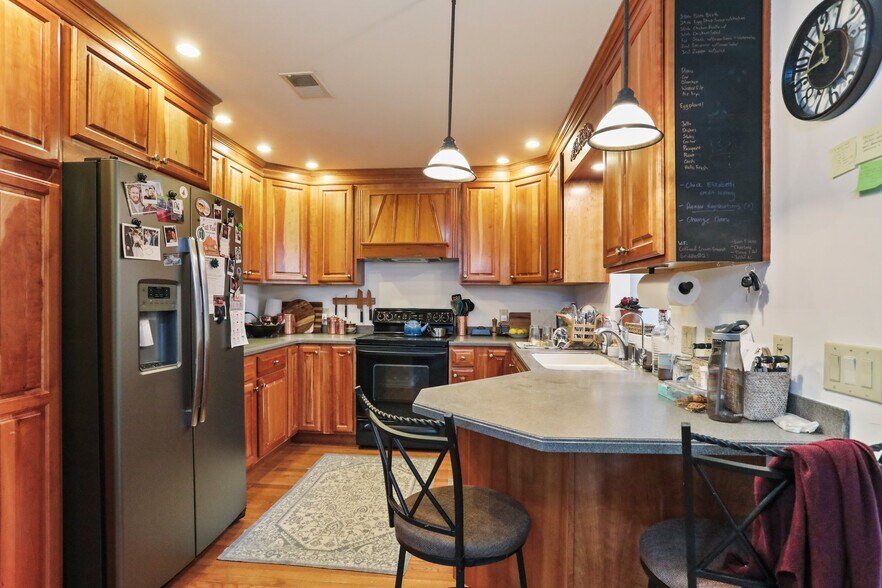 More Photos Of 14111-14113 Pennsylvania Ave, Hagerstown Freestanding For Sale