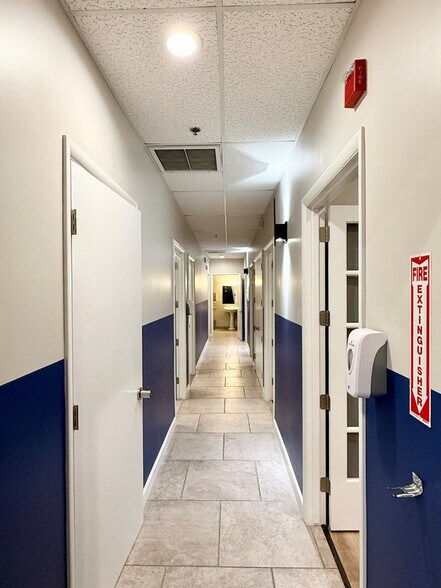 More Photos Of 5505 W Chandler Blvd, Chandler Medical For Lease