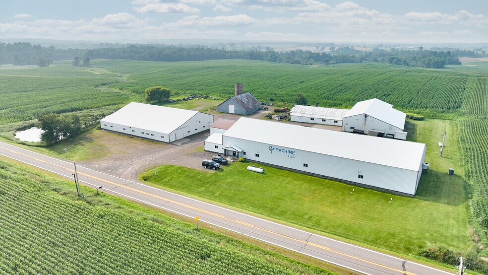 More Photos Of 20521-20525 Hwy 64, Cornell Warehouse For Sale