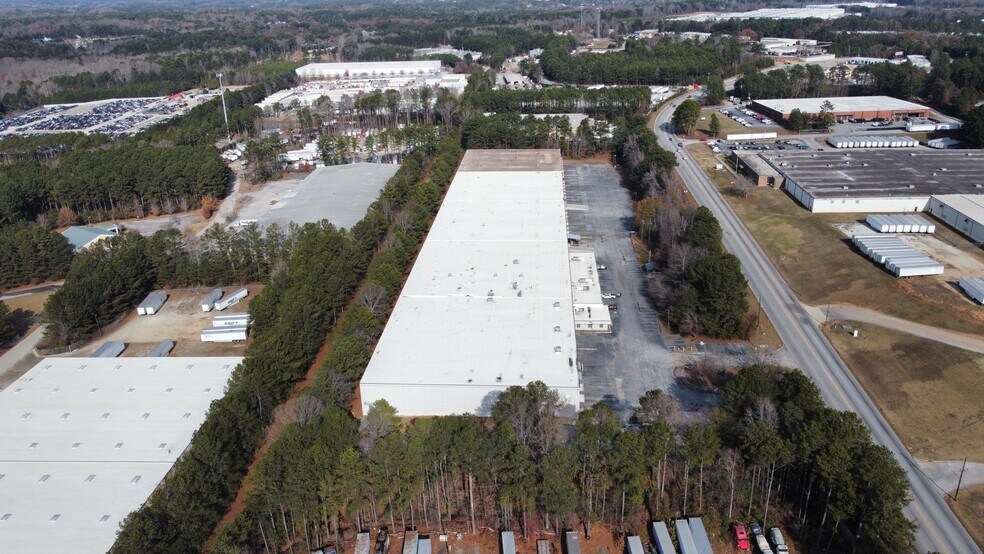 More Photos Of 1995 Lithonia Industrial Blvd, Lithonia Warehouse For Lease