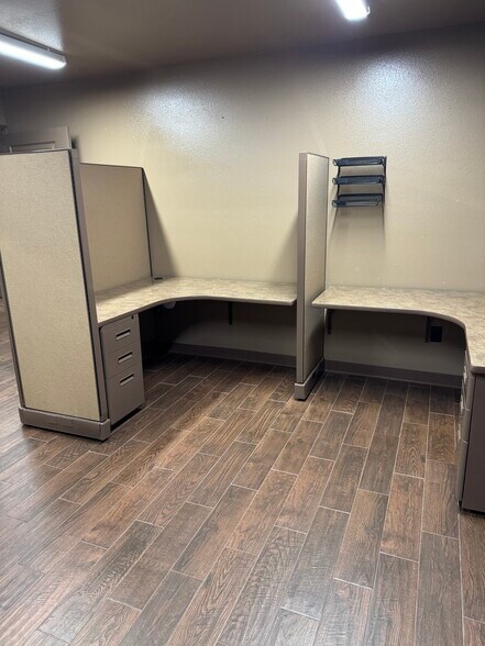 More Photos Of 2301 Oak St, Abilene Unknown For Lease