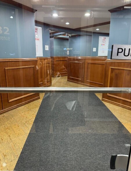 More Photos Of 11882 Metropolitan Ave, Kew Gardens Office For Sale