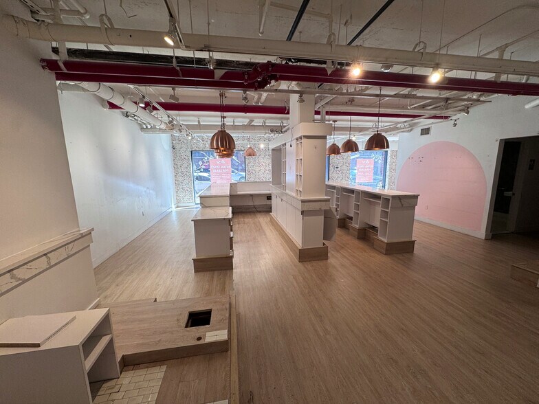 More Photos Of 204 Wythe Ave, Brooklyn Apartments For Lease