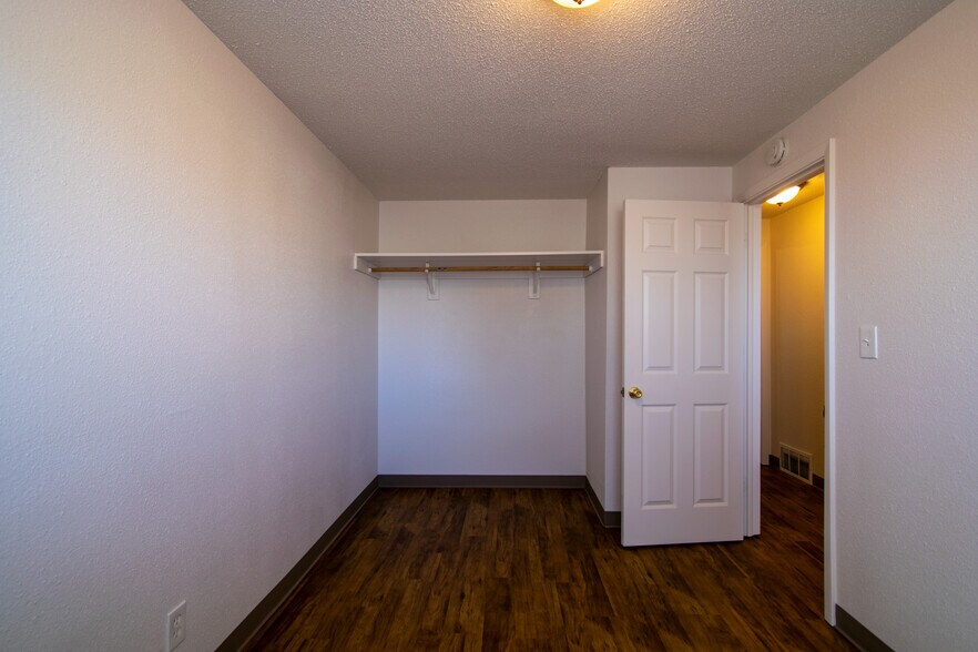 More Photos Of 4912 S Iowa Ave, Loveland Apartments For Sale